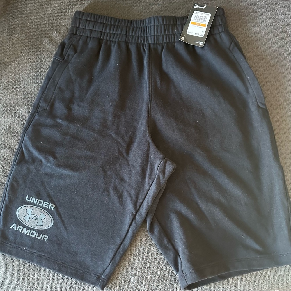 Under Armour Men's Black Shorts S